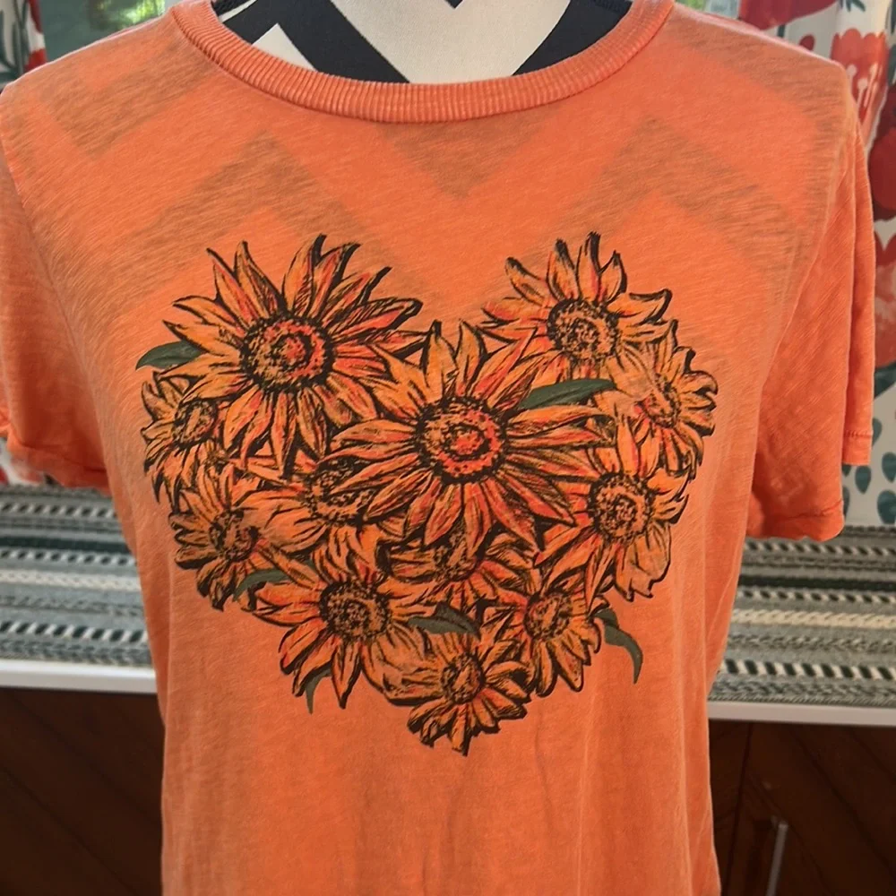 Torrid Sunflower Heart Vintage Cotton Slub Crew Neck Tee Size 00 - Picture 5 of 9